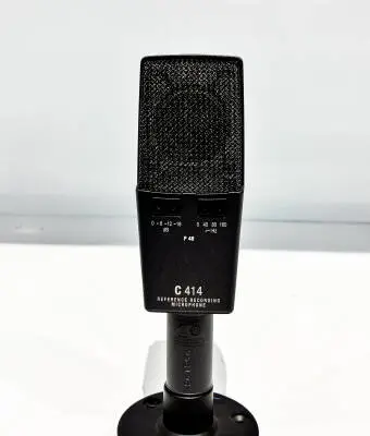 AKG - C414 XLS - 9 Pattern Large Diaphragm Condenser Mic 2